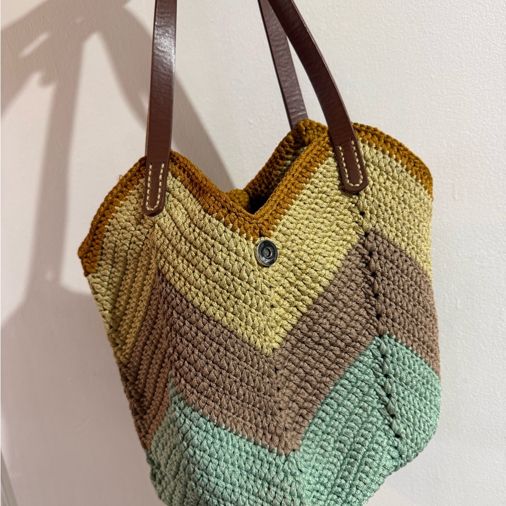 Crochet Tote Shoulder Bag, Handmade Chevron Striped Casual - Picture 9 of 16